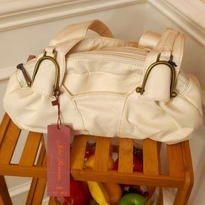 White shoulder bag med 2 strap